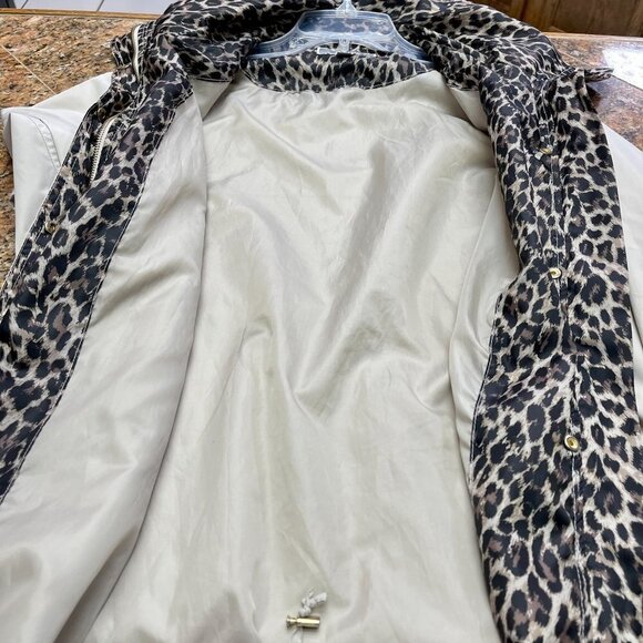JM Collection Women Windbreaker Rain Jacket Hooded Drawstring Cheetah Print - Picture 8 of 13
